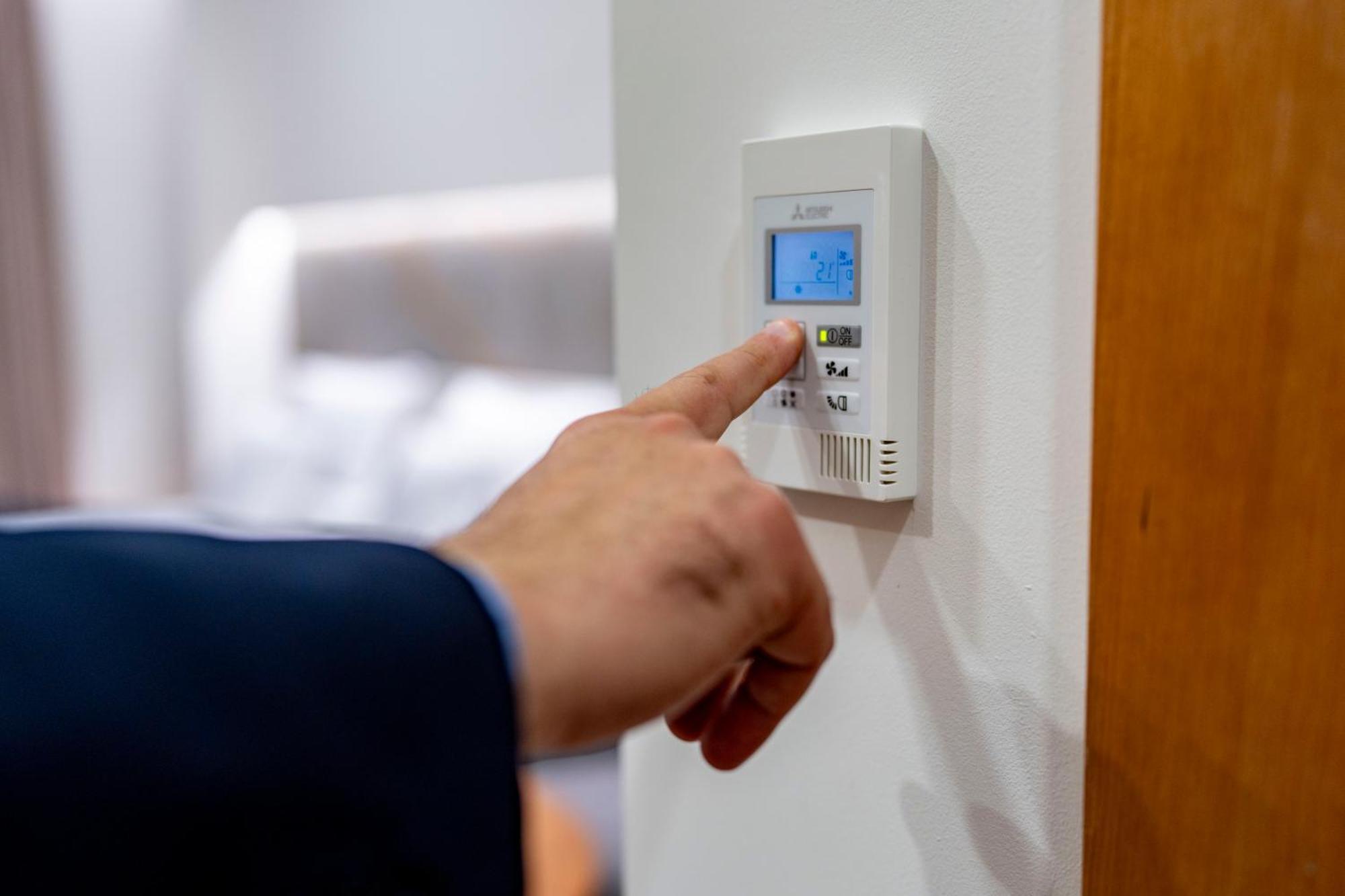 Torreluz Suites Almería Exteriör bild
